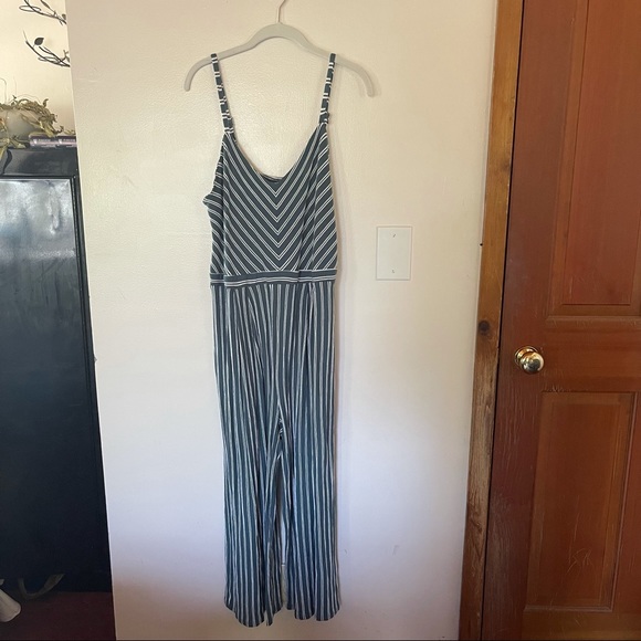 Xhilaration Striped Jumper/Romper XL - Picture 4 of 6
